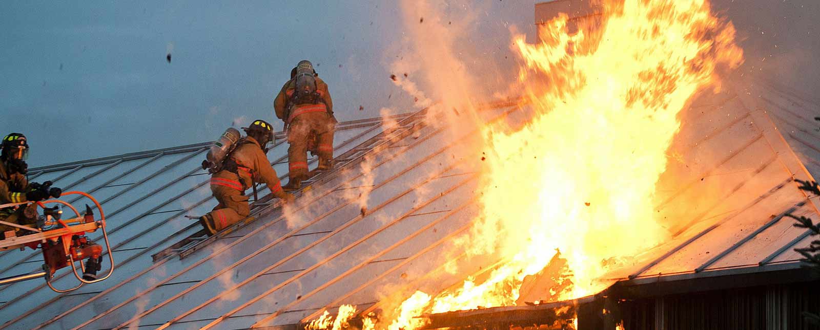 Bombero, lucha, residencial, fuego